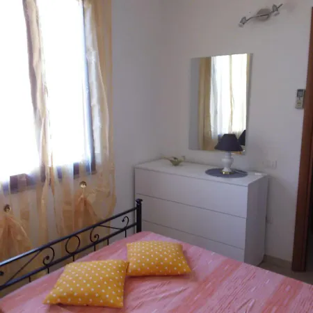 Antonella A 750mt Dal Centro. * Pula